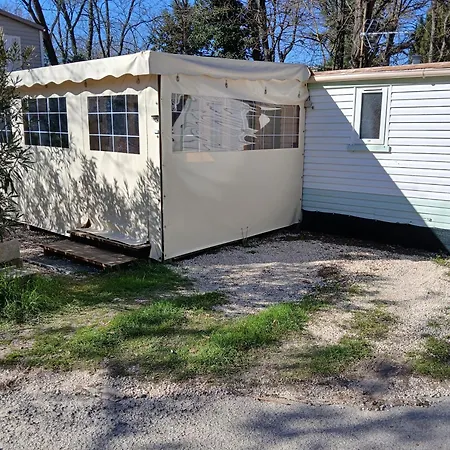 Mobilhome Manuflo * Saint-Paulet-de-Caisson